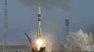 Despegue de la nave Soyuz rumbo a la Estación Espacial Internacional