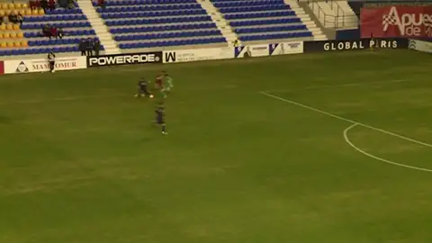 Dura imagen en La Condomina: se escucha cómo se rompe tibia y peroné tras chocar con un compañero Dura imagen en La Condomina: se escucha cómo se rompe tibia y peroné tras chocar con un compañero