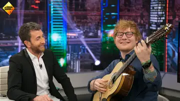Pablo Motos regala a Ed Sheeran una guitarra española en 'El Hormiguero 3.0'