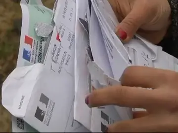 Recibe multas de tráfico francesas aunque nunca ha estado allí Recibe multas de tráfico francesas aunque nunca ha estado allí