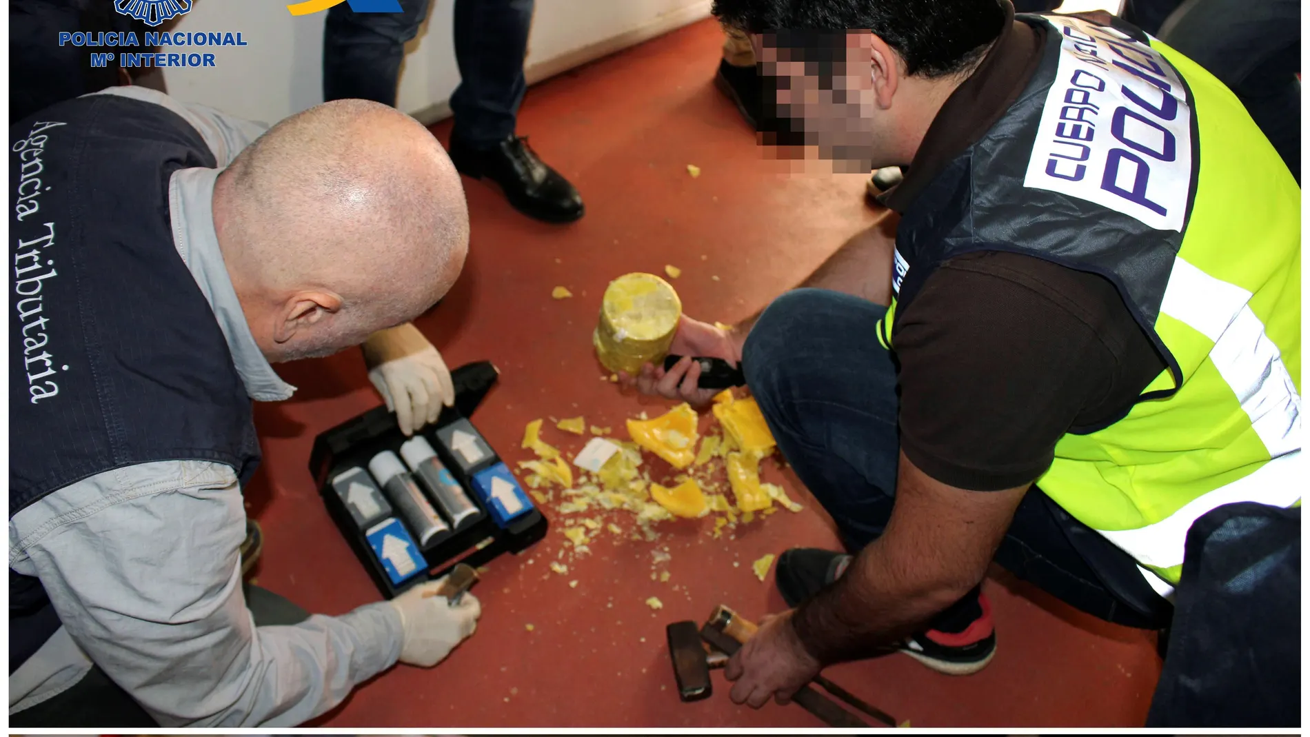 Intervienen una tonelada de cocaína en piñas y cae un importante traficante Intervienen una tonelada de cocaína en piñas y cae un importante traficante