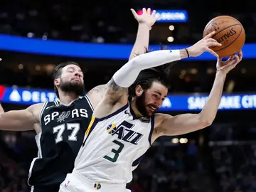 Ricky Rubio, en acción ante los Spurs Ricky Rubio, en acción ante los Spurs