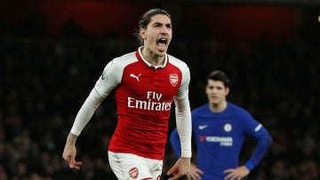 Bellerín celebra el gol del empate ante el Chelsea