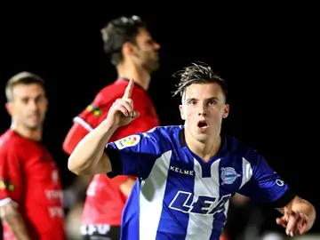 Demirovic celebra su gol ante el Formentera Demirovic celebra su gol ante el Formentera