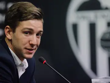 Vietto, en su presentación con el Valencia Vietto, en su presentación con el Valencia