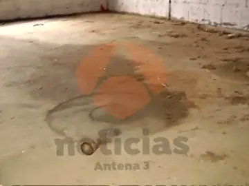 Imágenes en exclusiva del interior de la nave de Asados donde apareció el cuerpo de Diana Quer Imágenes en exclusiva del interior de la nave de Asados donde apareció el cuerpo de Diana Quer