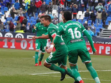 Gabriel festeja su tanto ante la Real Sociedad Gabriel festeja su tanto ante la Real Sociedad