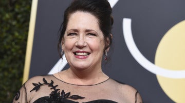 Ann Dowd en los Globos de Oro