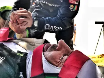 Nani Roma, atendido tras sufrir su accidente Nani Roma, atendido tras sufrir su accidente