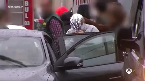 'El Chicle' lloró al señalar dónde se encontraba el cuerpo de Diana Quer: "Permaneció en silencio, marcó el sitio y se retiró" 'El Chicle' lloró al señalar dónde se encontraba el cuerpo de Diana Quer: "Permaneció en silencio, marcó el sitio y se retiró"