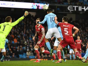 Agüero hace el 2-1 ante el Bristol en el descuento Agüero hace el 2-1 ante el Bristol en el descuento