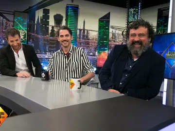 La suerte que le ha dado Paco Tous a un espectador de 'El Hormiguero 3.0' haciendo entrega de los 3.000 euros La suerte que le ha dado Paco Tous a un espectador de 'El Hormiguero 3.0' haciendo entrega de los 3.000 euros