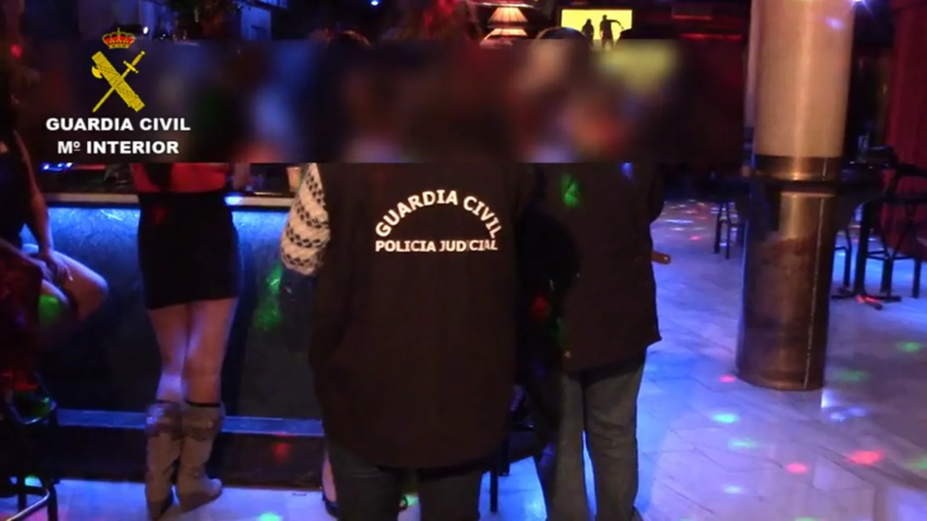La Guardia Civil libera a dos jóvenes captadas mediante un engaño para ejercer la prostitución en un club en Toledo