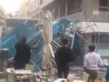 Se desploma un andamio de obra en el centro de Alicante sin causar víctimas
