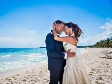 Julián en la sesión de fotos: “Me estoy poniendo malísimo, me la comería” Julián en la sesión de fotos: “Me estoy poniendo malísimo, me la comería”