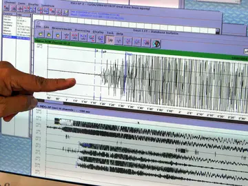 Gráfico de un centro de estudios sísmicos Gráfico de un centro de estudios sísmicos
