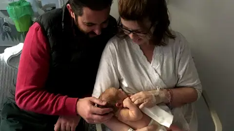 Un ginecólogo español recomienda no dar a luz en casa después de haber tenido que atender un parto arriesgado. Un ginecólogo español recomienda no dar a luz en casa después de haber tenido que atender un parto arriesgado.