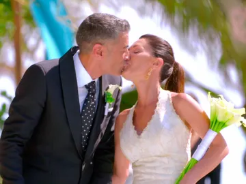 Julián y María José se dan el ‘Sí, quiero’ sin dudarlo Julián y María José se dan el ‘Sí, quiero’ sin dudarlo