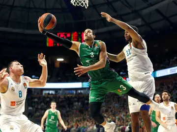 Maccallum, ante Thompkins Maccallum, ante Thompkins