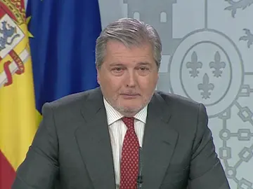 Méndez de Vigo afirma que "dejaron de trabajar con el PP cuando Rajoy les echó" Méndez de Vigo afirma que "dejaron de trabajar con el PP cuando Rajoy les echó"