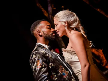 Adrián y Alessandra, deseo en la sesión de fotos de recién casados Adrián y Alessandra, deseo en la sesión de fotos de recién casados