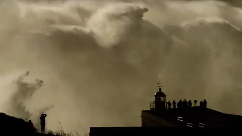 La ola que Vau surfeó en Nazaré La ola que Vau surfeó en Nazaré