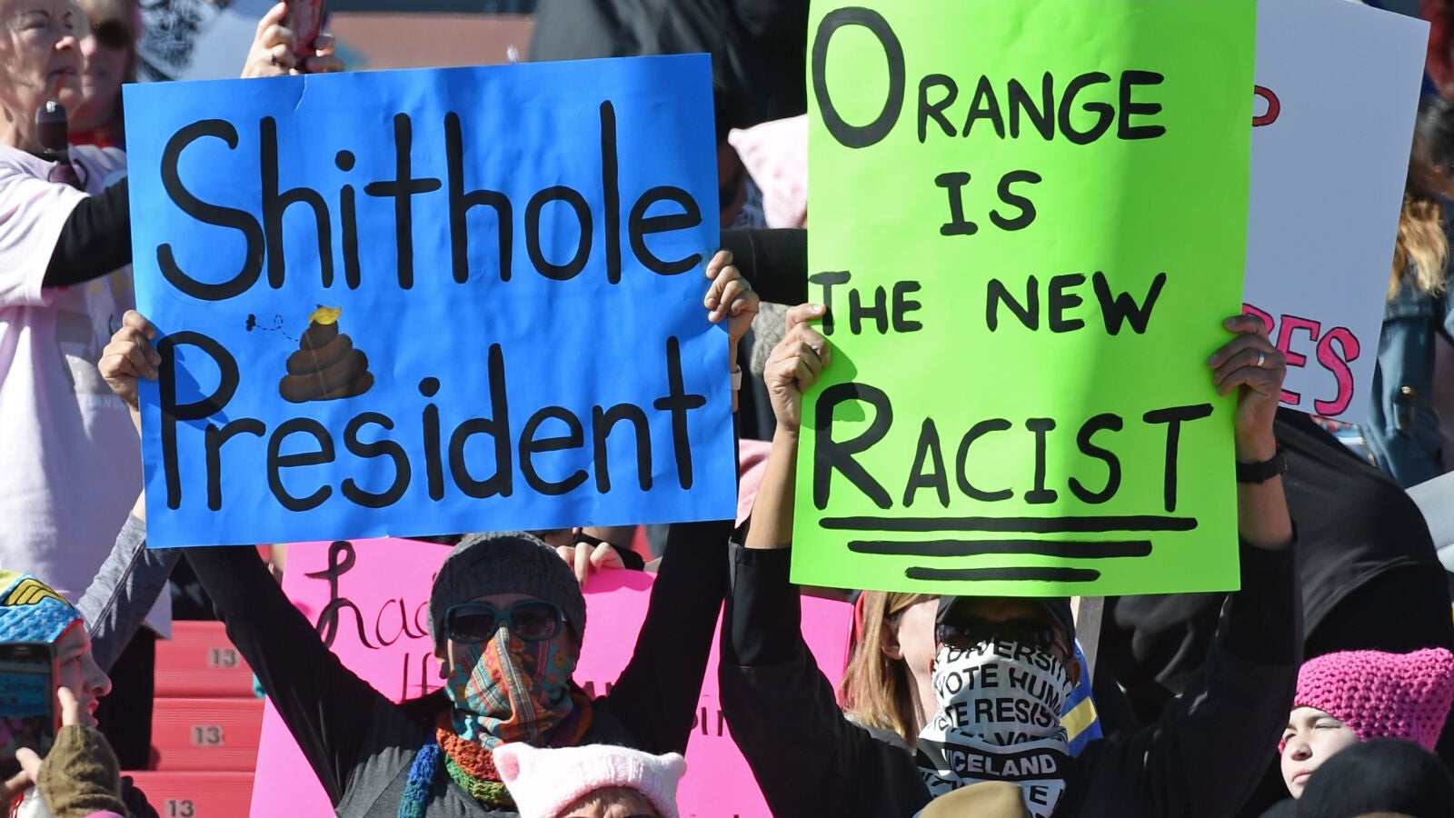 Miles de personas participan en la Marcha de las Mujeres en Las Vegas, en el marco de las movilizaciones en EEUU