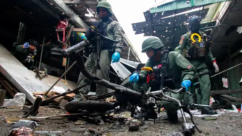 Imagen del mercado en el que explotó una bomba en Tailandia Imagen del mercado en el que explotó una bomba en Tailandia