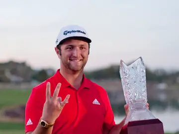 Jon Rahm tras ganar el CareerBuilder Challenge Jon Rahm tras ganar el CareerBuilder Challenge