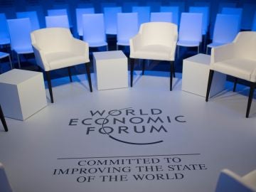Vista de una de las salas en la víspera de la celebración del Foro Económico Mundial de Davos de 2020
