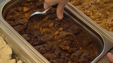 ¿Te gusta comerte la masa de galletas sin cocinar? Ay, pillín... Ahora hay una tienda en Madrid donde te la venden