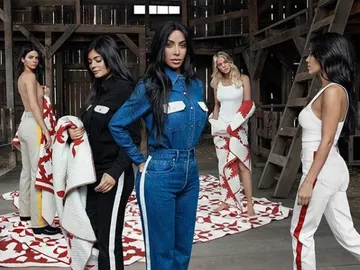 Las Kardashian para Calvin Klein Las Kardashian para Calvin Klein