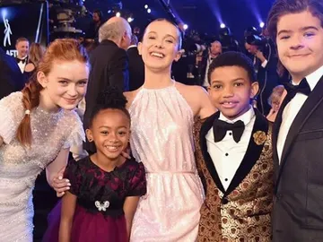 Los protagonistas de 'Stranger Things' y 'This is us' Los protagonistas de 'Stranger Things' y 'This is us'