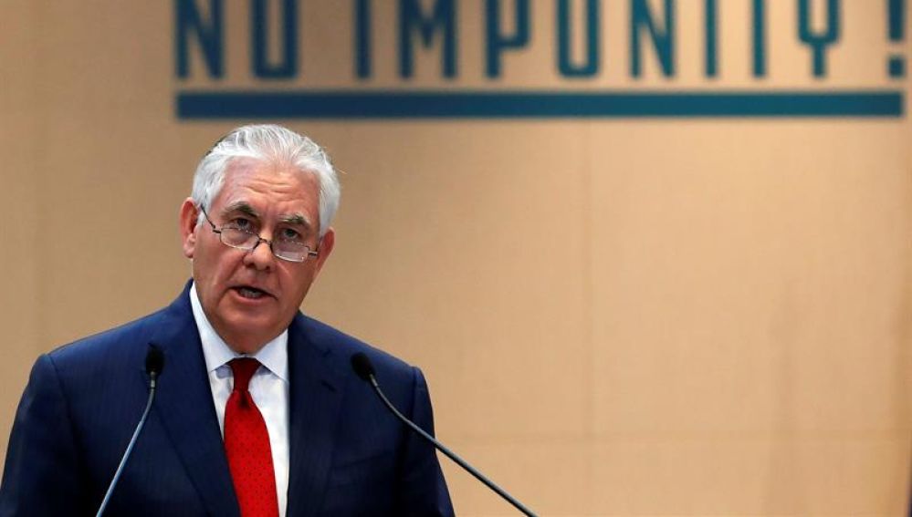 Rex Tillerson, ofrece un discurso durante la reunión de la Alianza Internacional