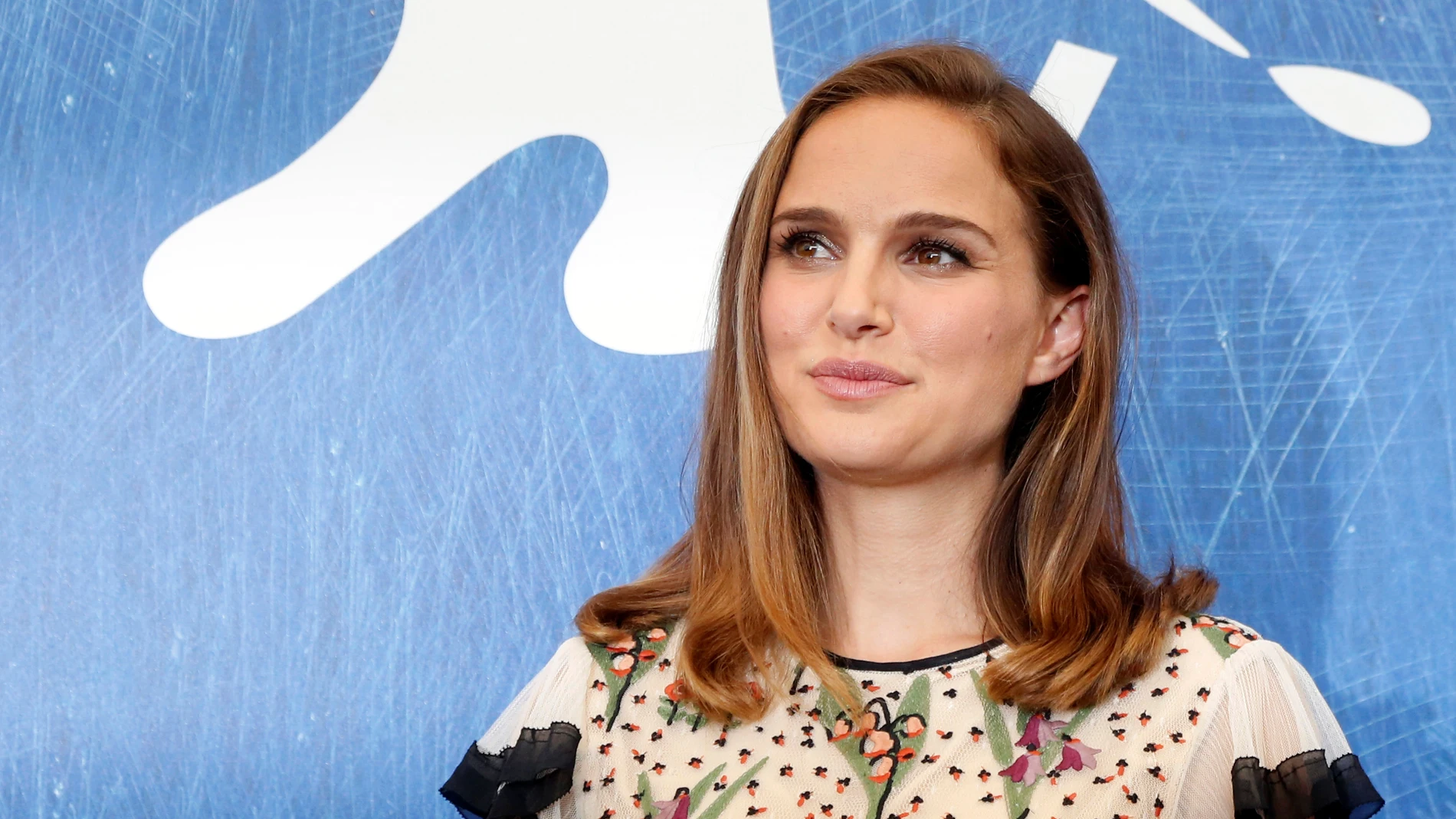 La actriz Natalie Portman La actriz Natalie Portman