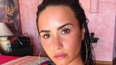 Demi Lovato cuenta por qué compartió sus fotografías con celulitis