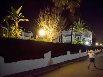 Edificio en el que encontraron a la mujer con la cabeza ensangrentada Edificio en el que encontraron a la mujer con la cabeza ensangrentada