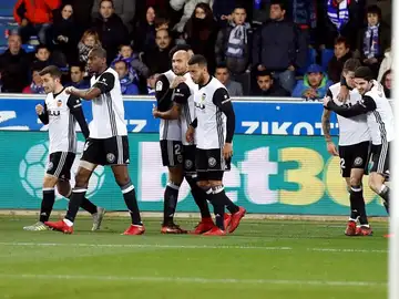 Los jugadores del Valencia celebran un gol Los jugadores del Valencia celebran un gol