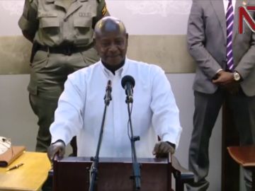 El presidente de Uganda alaba a Donald Trump por hablar "francamente"