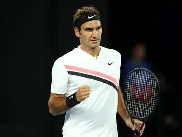 Federer celebra la consecución de un punto ante Berdych Federer celebra la consecución de un punto ante Berdych