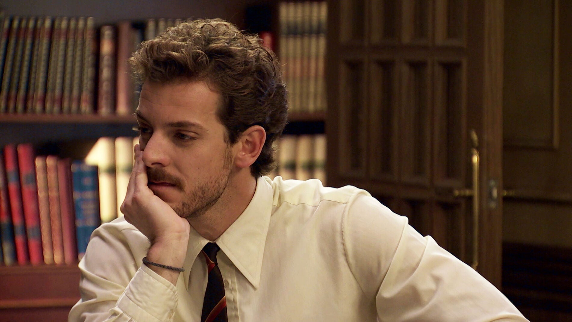 Javier descubre el verdadero motivo por el que es el director de 'Espa&ntilde;a-Siete D&iacute;as'