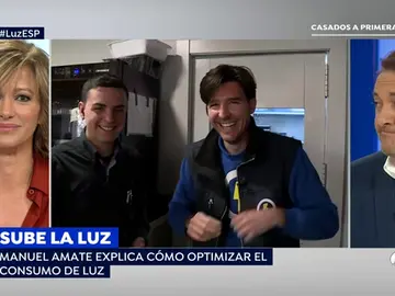 Manuel Amate nos muestra cómo pueden ahorrar los comercios en la factura de la luz Manuel Amate nos muestra cómo pueden ahorrar los comercios en la factura de la luz