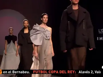 MUJERES DISENADORAS MUJERES DISENADORAS