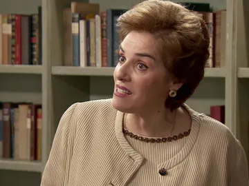 Benigna, a punto de romper su amistad con Manolita Benigna, a punto de romper su amistad con Manolita