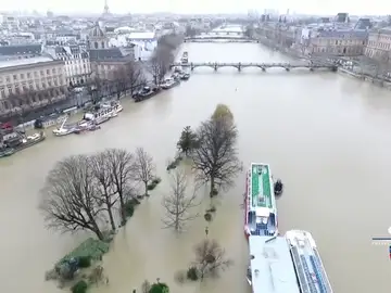 El Sena no alcanzará los niveles de 2016 pero París sigue en alerta El Sena no alcanzará los niveles de 2016 pero París sigue en alerta