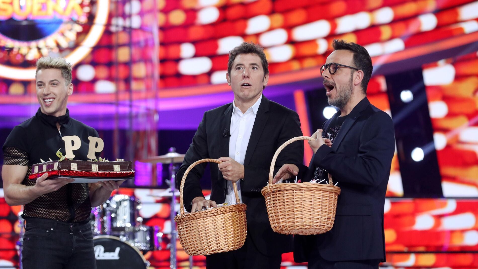 &Agrave;ngel Ll&agrave;cer y Manel Fuentes celebran su cumplea&ntilde;os a lo grande en 'Tu cara me suena'