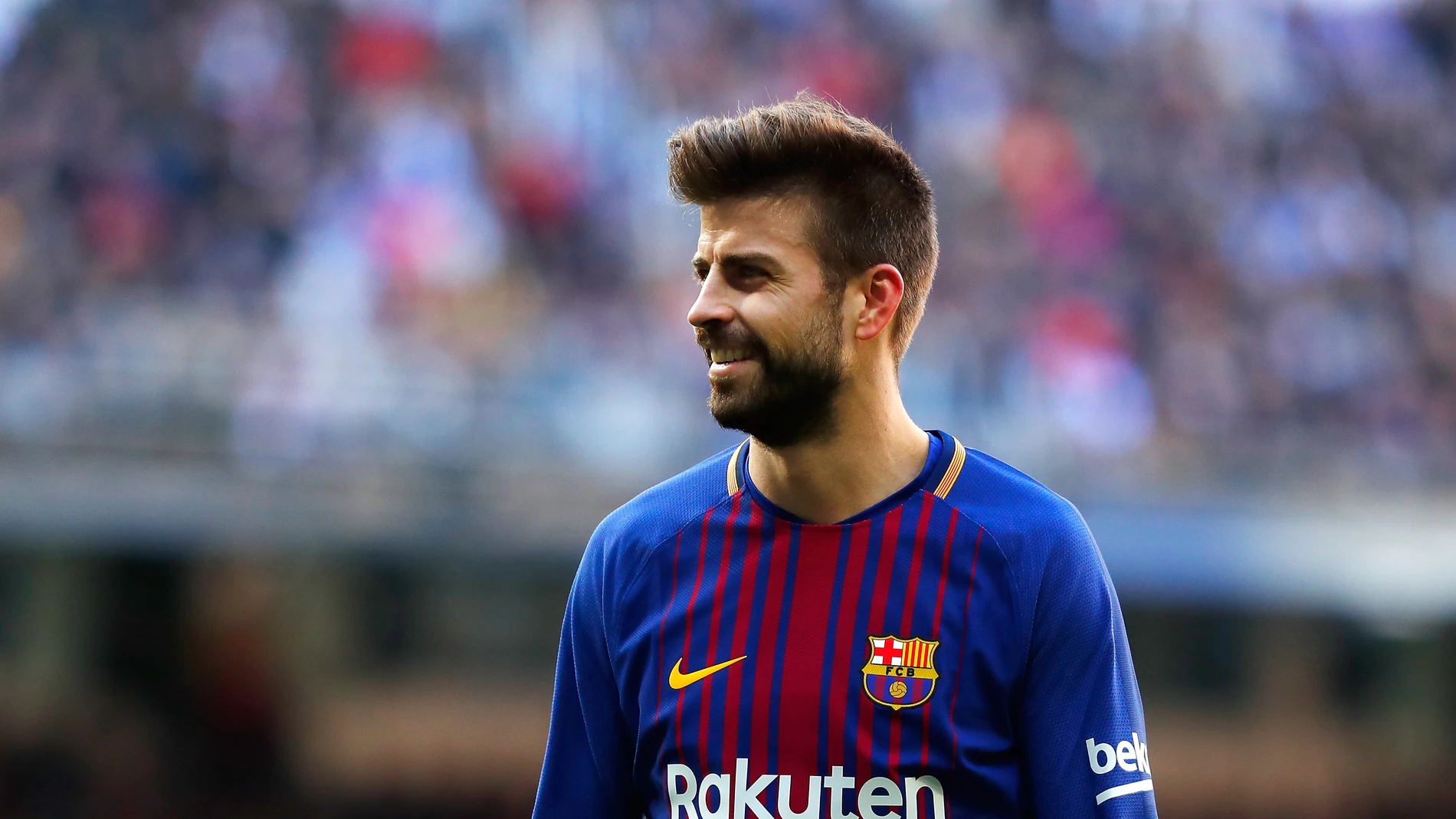 Gerard Piqué sonríe en un partido con el Barcelona Gerard Piqué sonríe en un partido con el Barcelona
