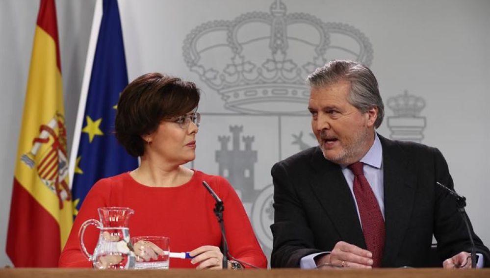 Soraya Sáenz de Santamaría e Íñigo Méndez de Vigo