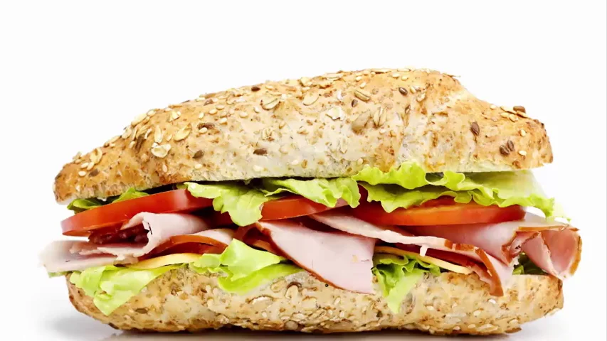 Los sándwiches contaminan igual que los coches según un estudio