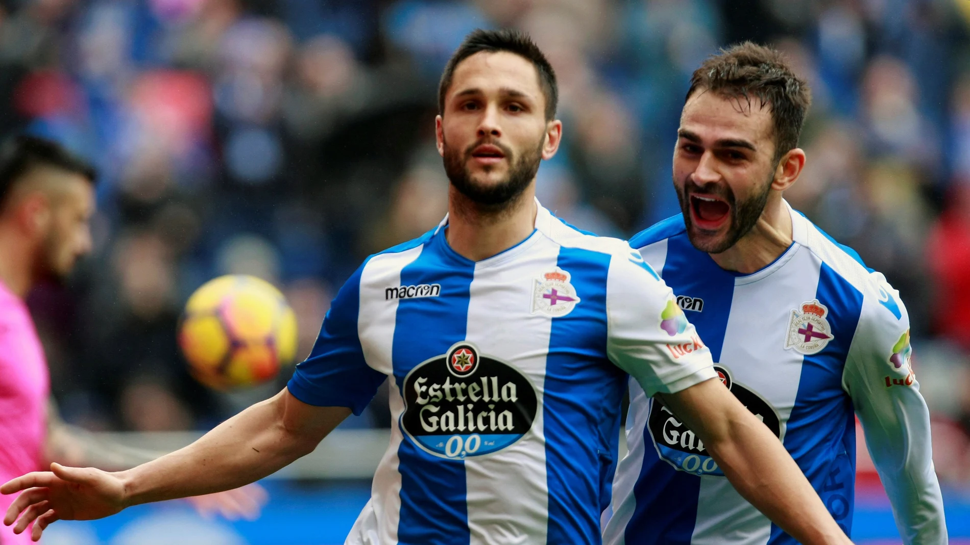 Andone celebrando el gol Andone celebrando el gol
